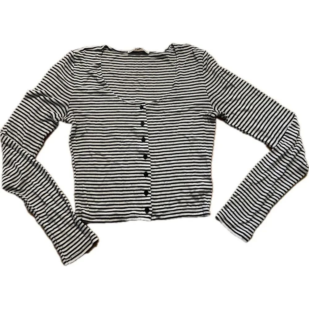 Express Black And White Striped Cropped Long Sleeve Women’s Size M